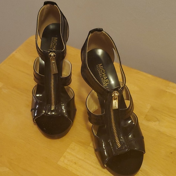 Michael Kors Shoes Michael Kors Black Heels With Gold Zipper Poshmark